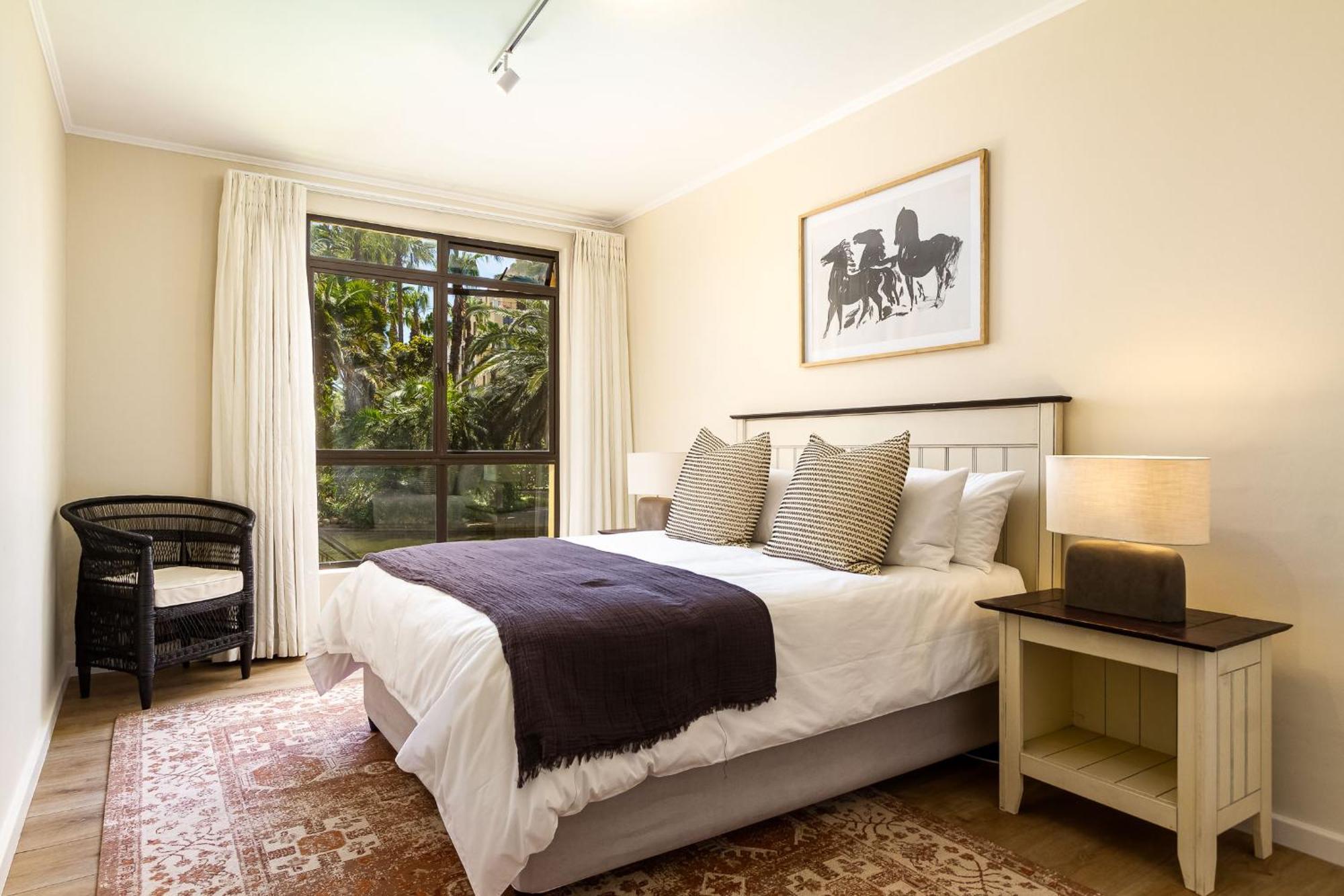 Canal Front Apartment Cape Town